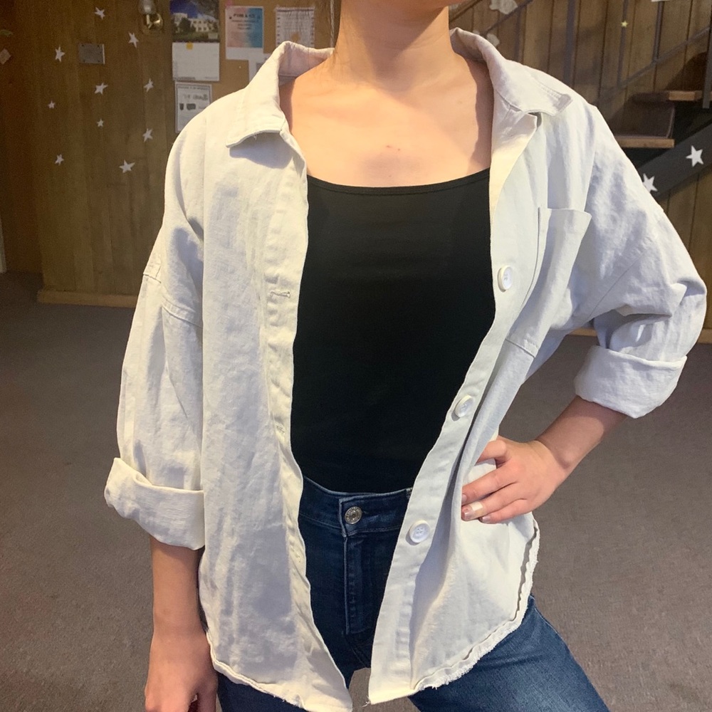 White vintage denim jacket🥥